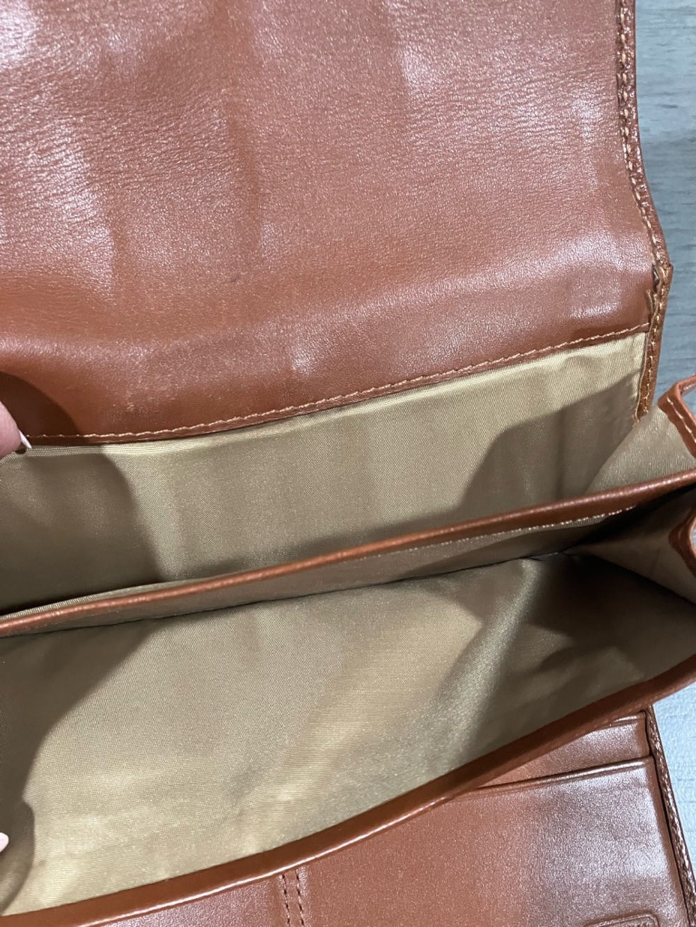 Coach Signature Canvas Wallet with brown leather trim Trim - Picture 8 of 10